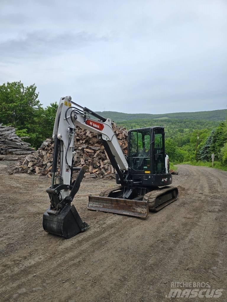 Bobcat E 42 Minigraafmachines < 7t