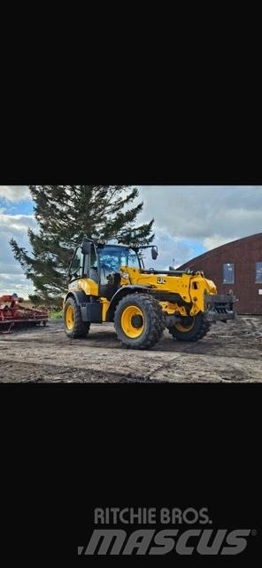 JCB TM 320 S Verreikers voor landbouw