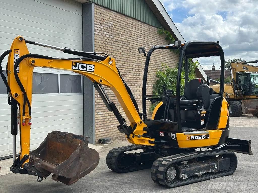 JCB 8026 Minigraafmachines < 7t