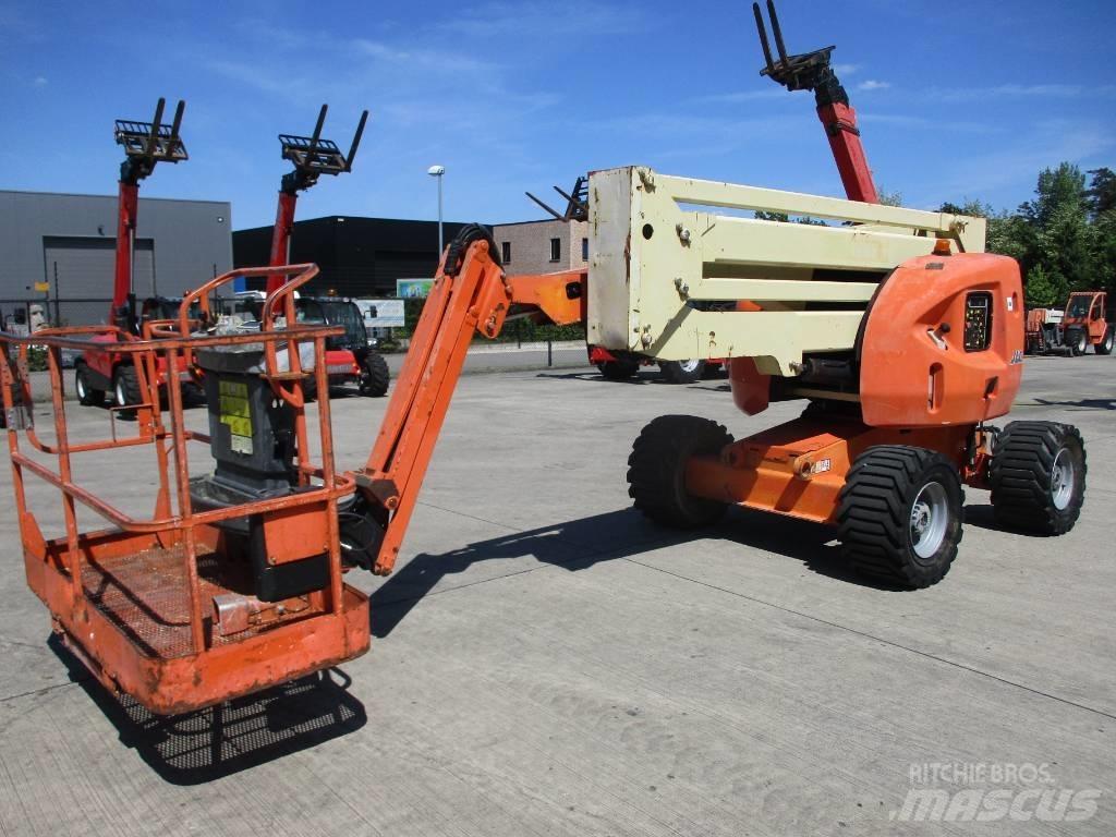 JLG 450AJ (901) Zelfrijdende knikarm hoogwerker
