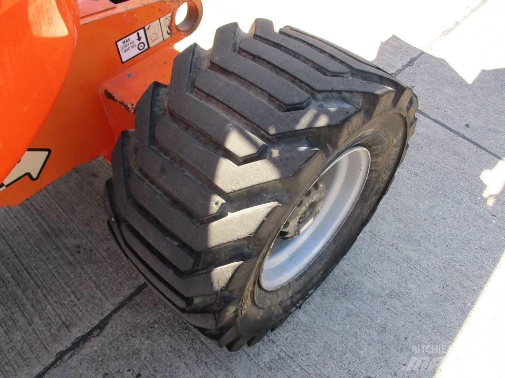 JLG 450AJ (901) Zelfrijdende knikarm hoogwerker