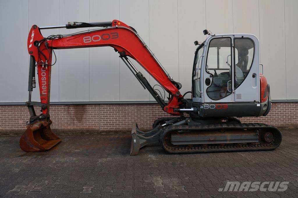 Neuson 8003 RD Rupsgraafmachines