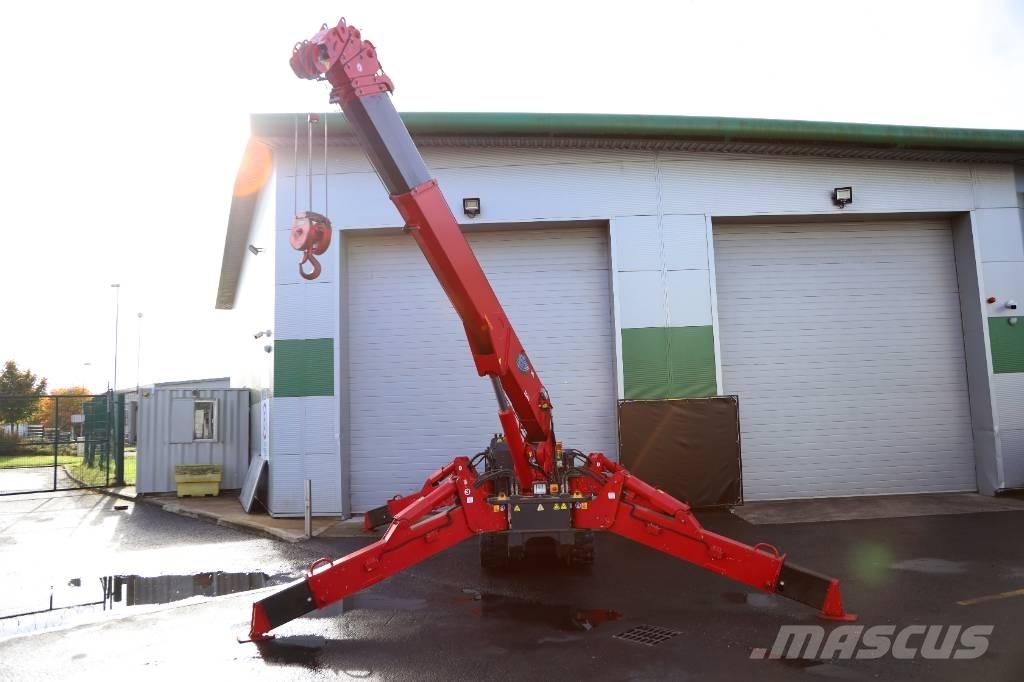 Unic URW-506 Minikranen