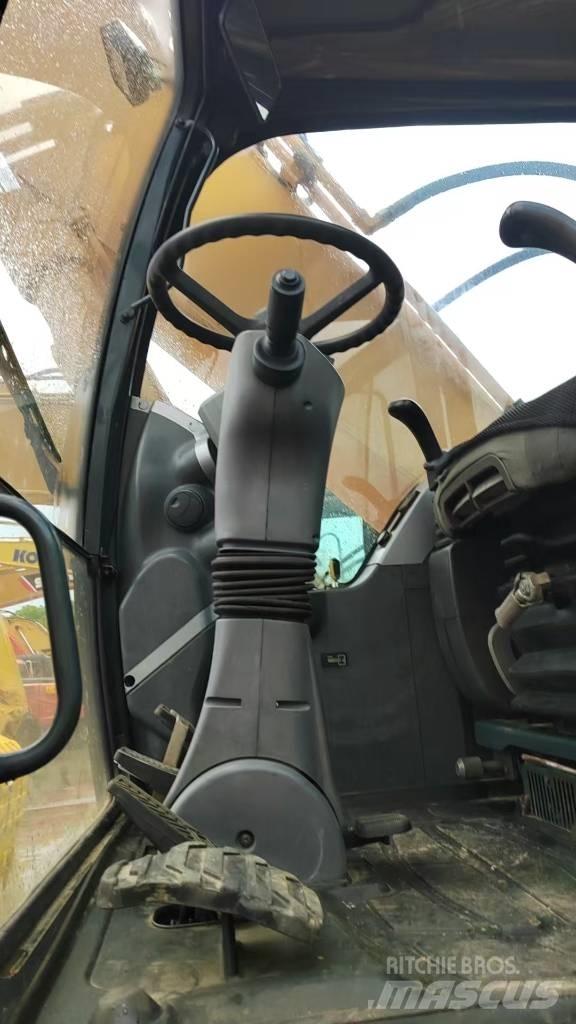 Hyundai 210W-9 Wielgraafmachines