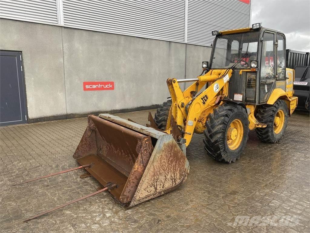 JCB 407 Schrank- en knikladers