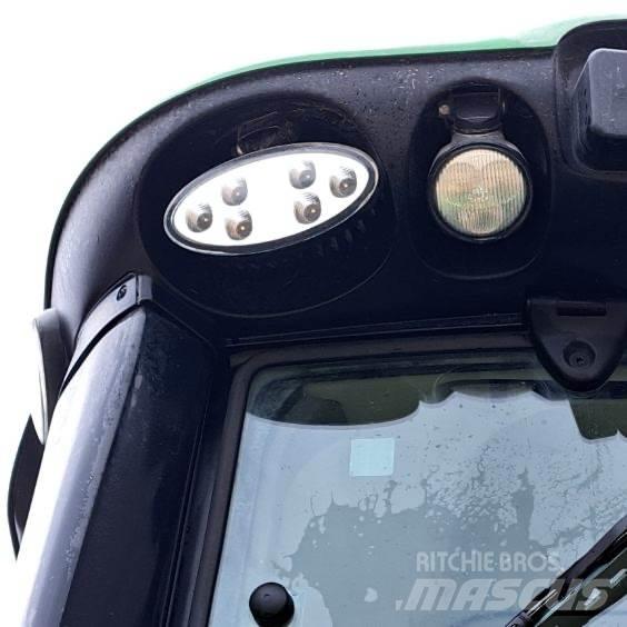 John Deere 6120M Tractoren