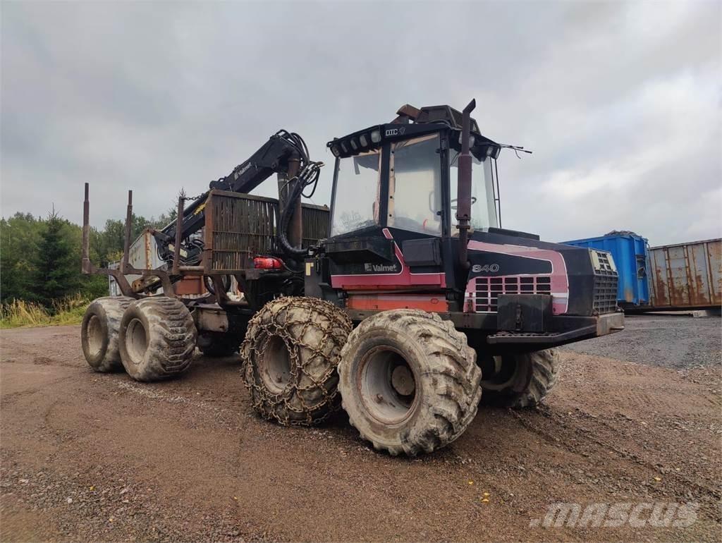 Valmet 840 Uitrijwagens
