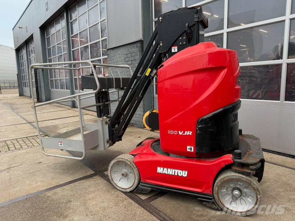 Manitou 100 VJR Personenliften en invalideliften
