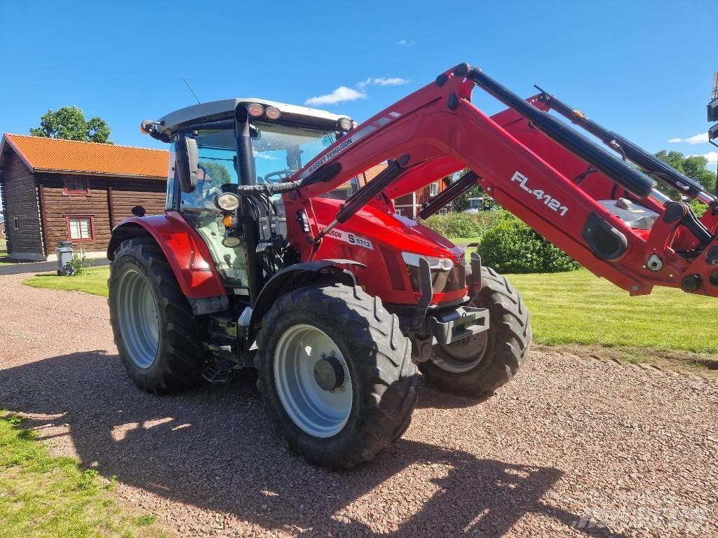 Massey Ferguson 5713 Tractoren