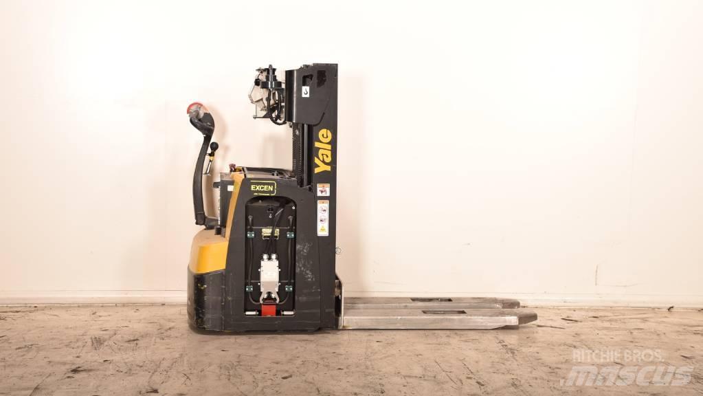 Yale MS20 Meeloop stapelaar