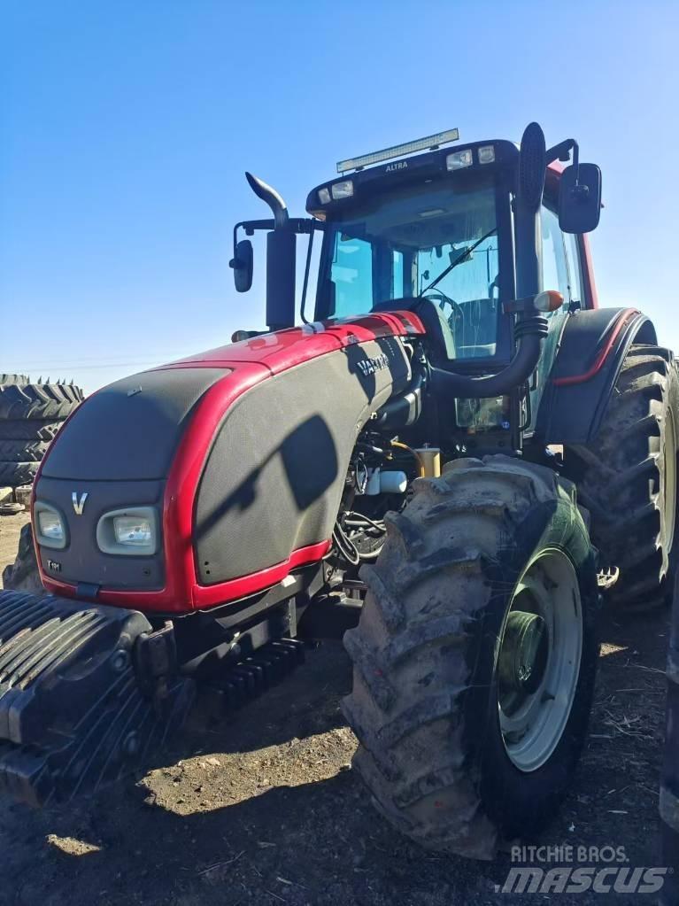 Case IH FARMALL 1404 Tractoren