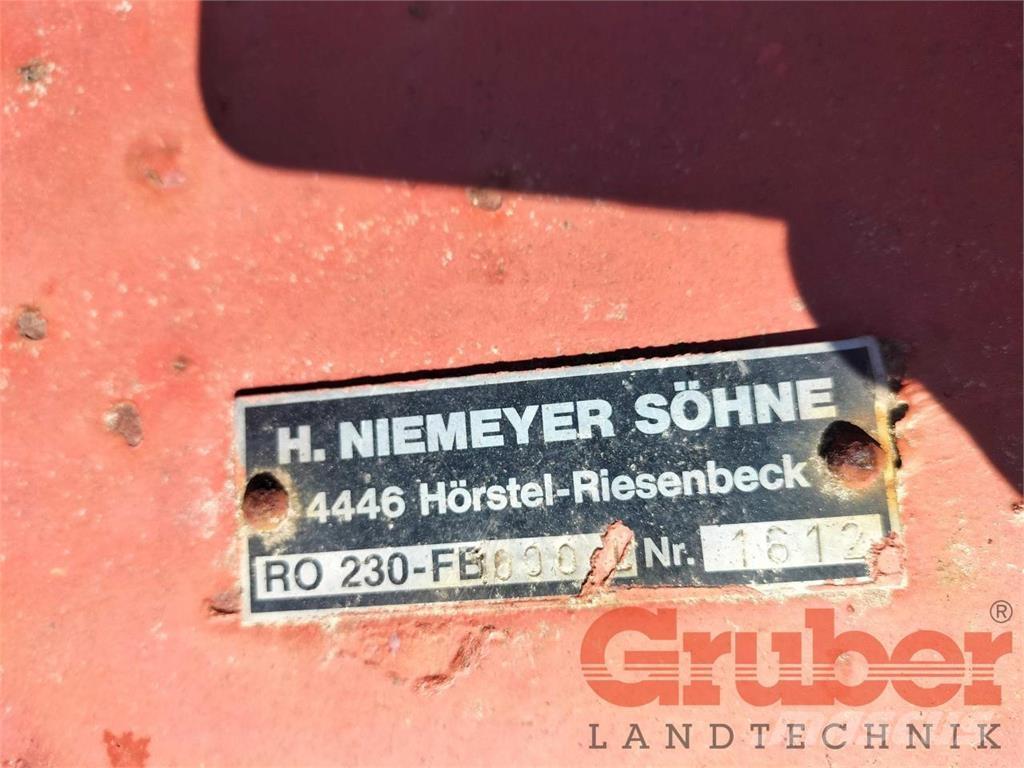 Niemeyer RO 230 Maaiers