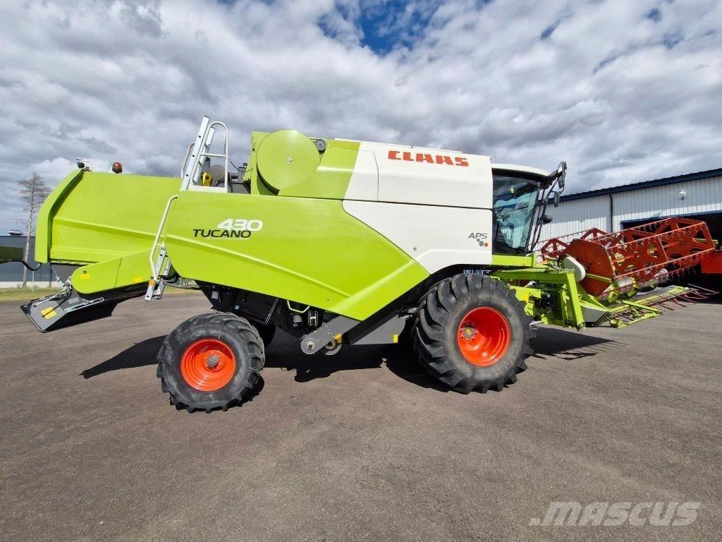 CLAAS Tucano 430 Maaidorsmachines