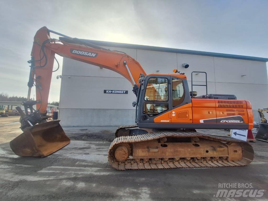 Doosan DX 255 LC-5 Rupsgraafmachines