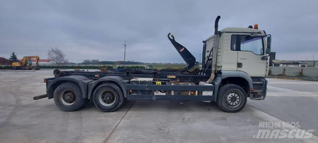 MAN TGA 26.363 Vrachtwagen met containersysteem