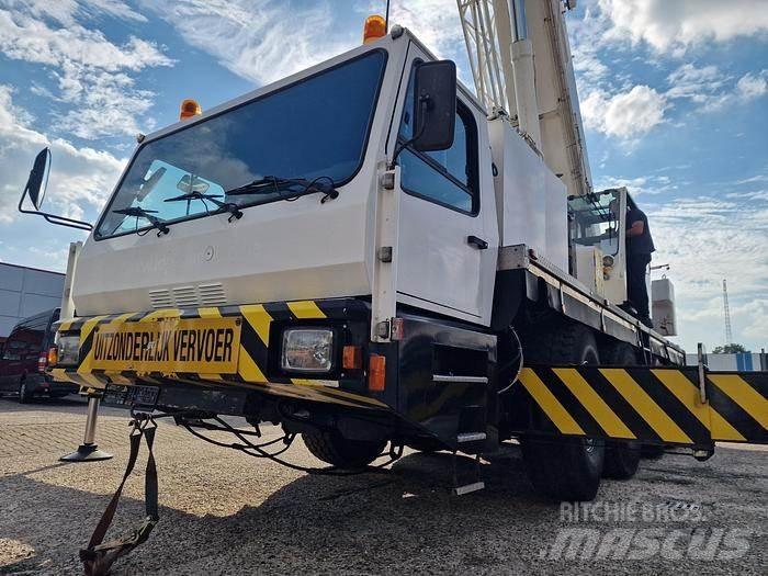 P&H S60 Century 2 Ruw terrein kranen