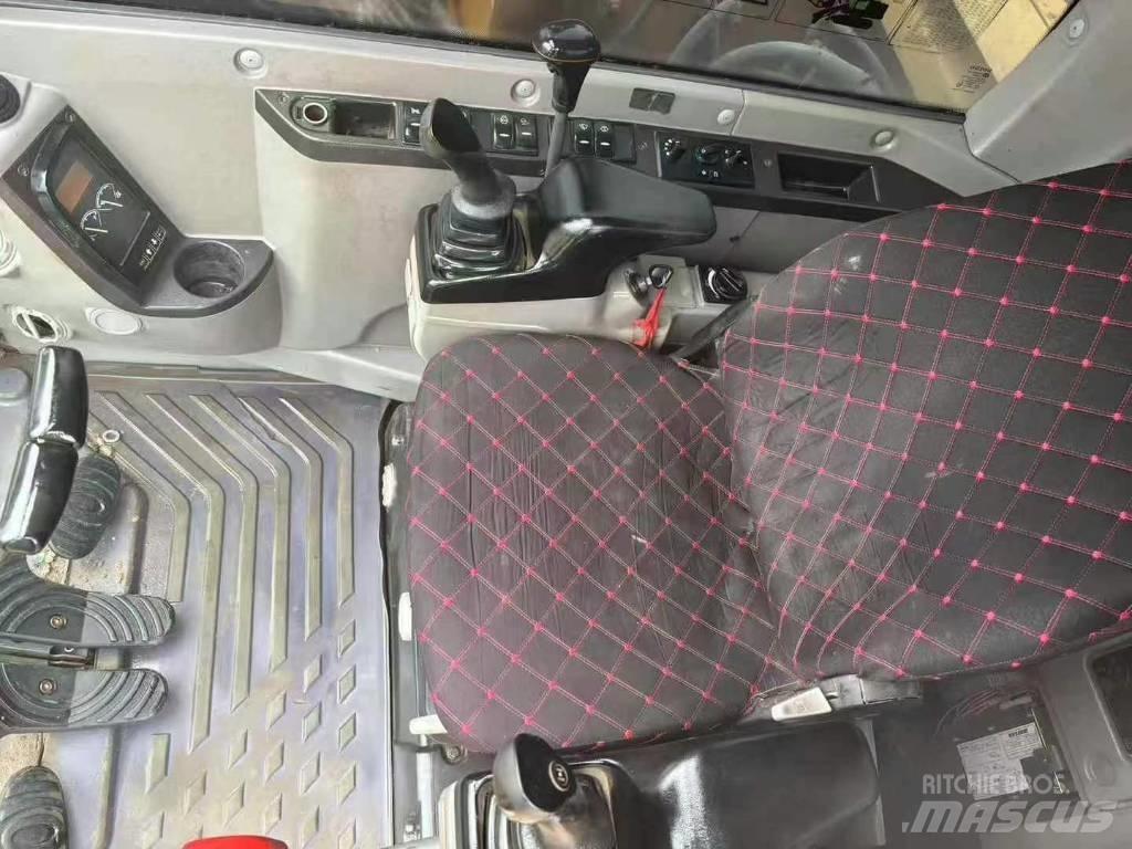 Volvo ec80d Rupsgraafmachines