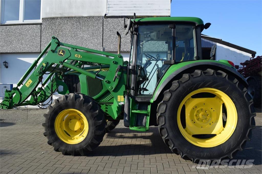 John Deere 6220 Tractoren