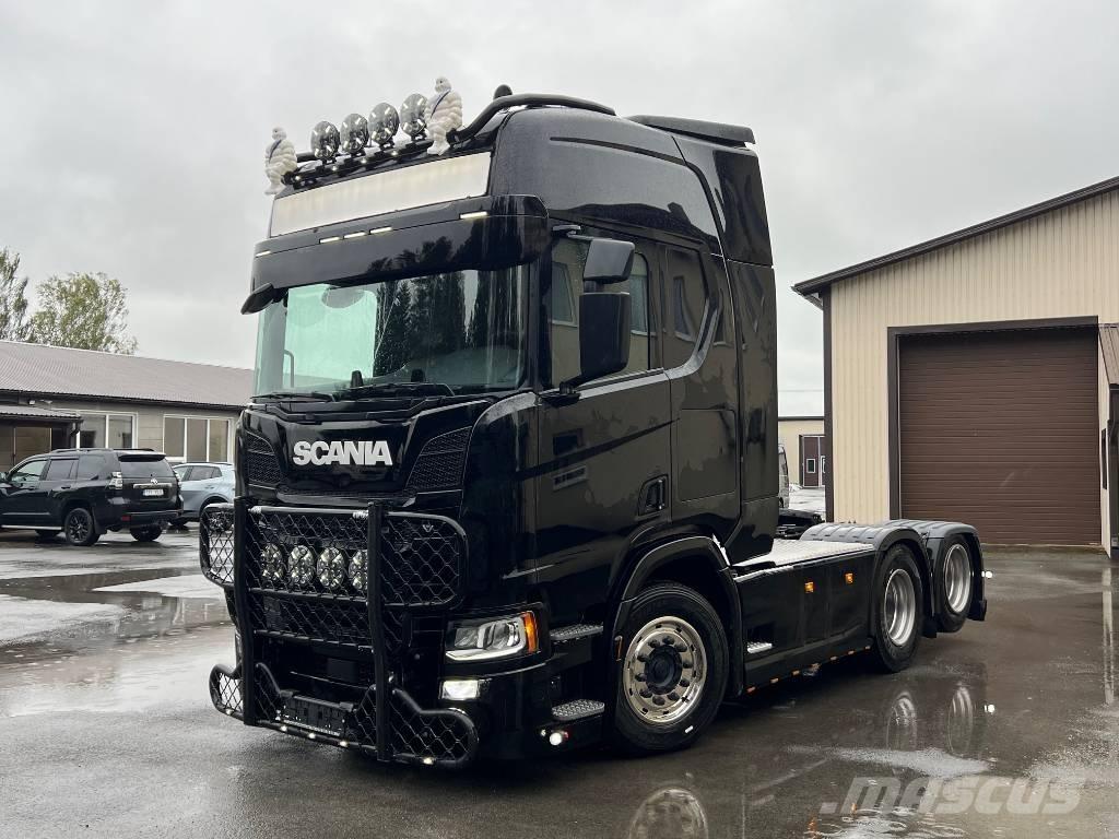 Scania R 500 A6X2NB Trekkers