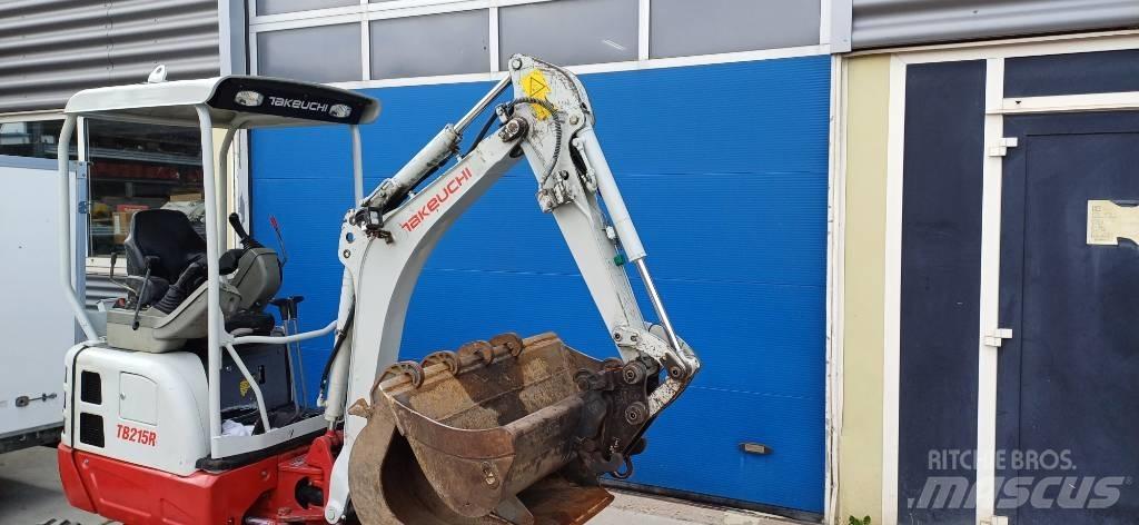 Takeuchi TB 215 R Minigraafmachines < 7t