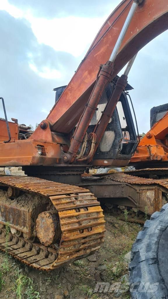 Fiat-Hitachi FH 200 Rupsgraafmachines