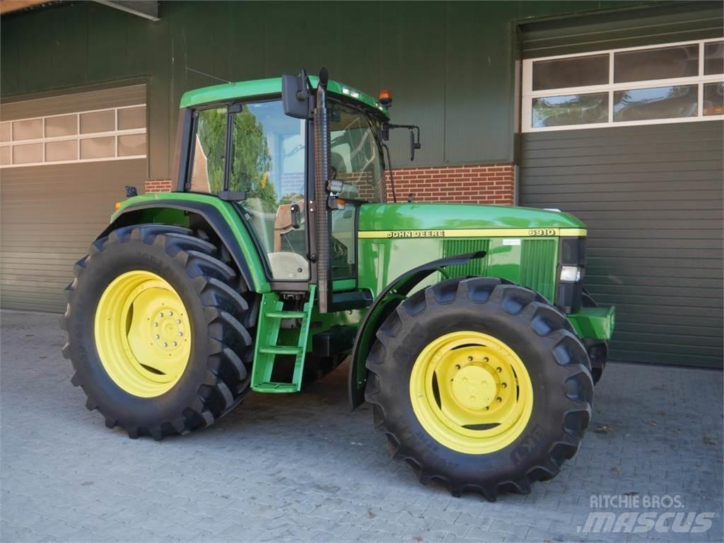 John Deere 6910 PQ Tractoren
