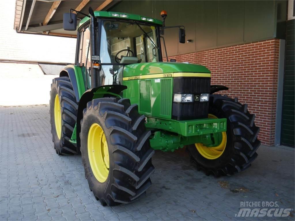 John Deere 6910 PQ Tractoren