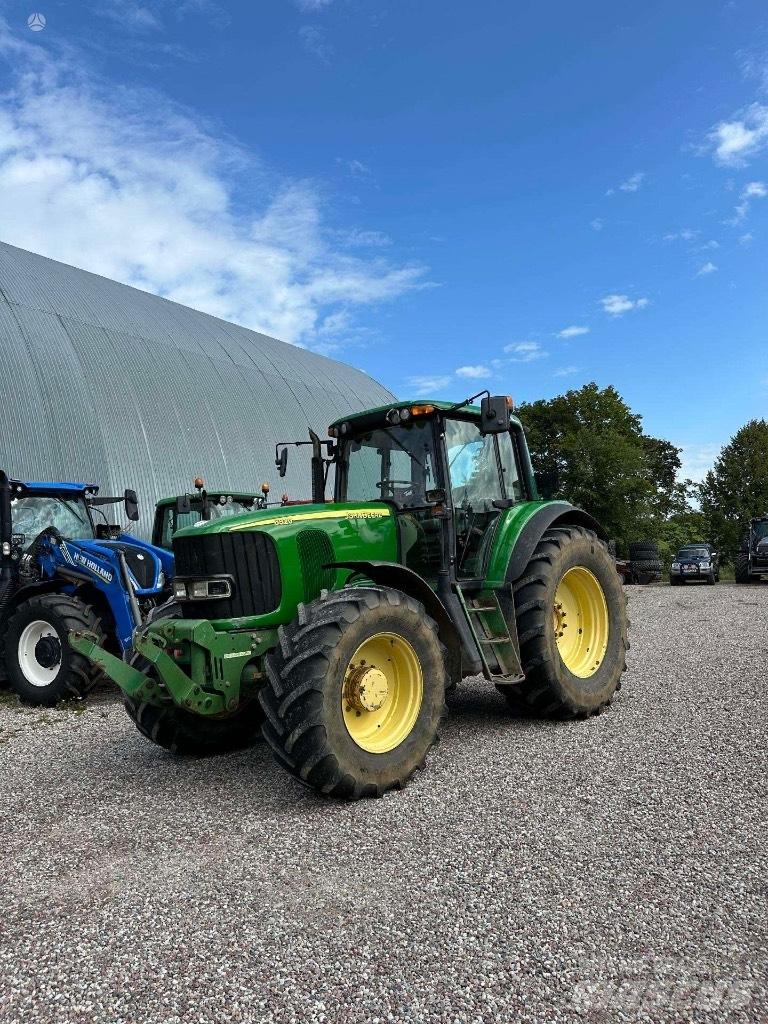 John Deere 6820 AP Tractoren