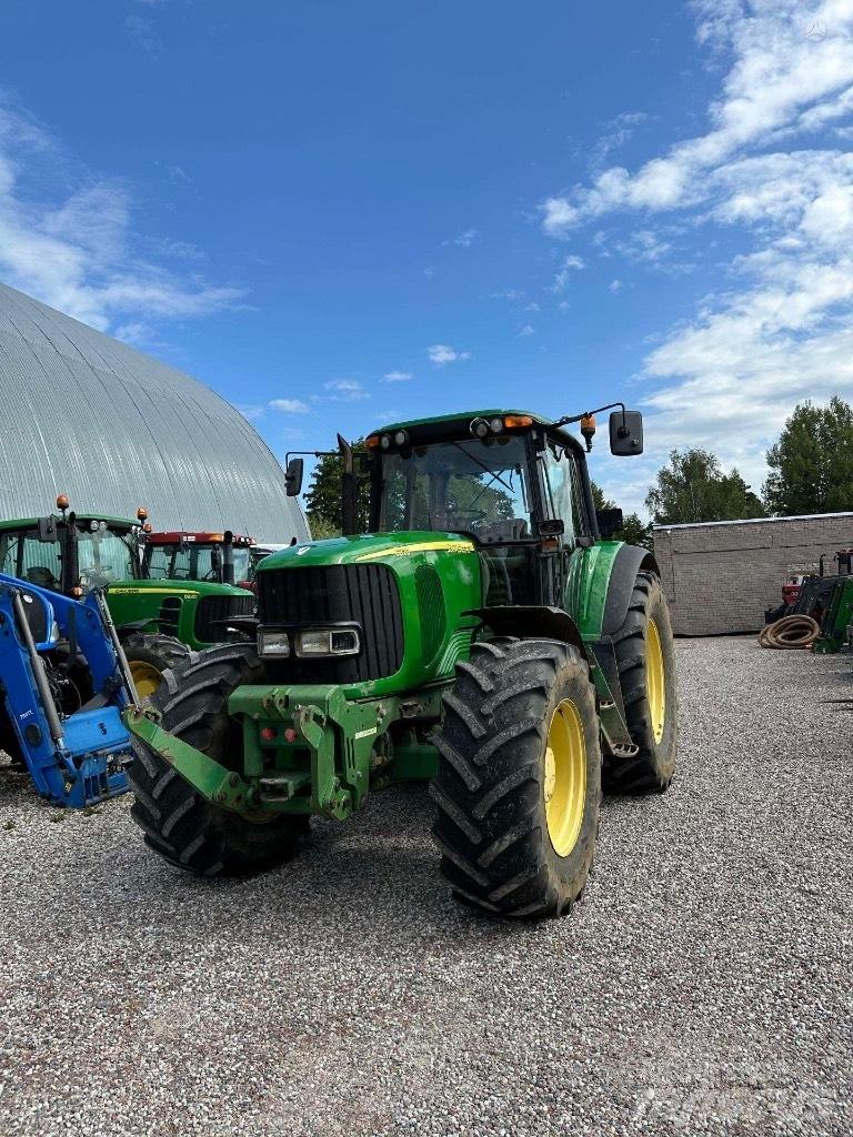 John Deere 6820 AP Tractoren
