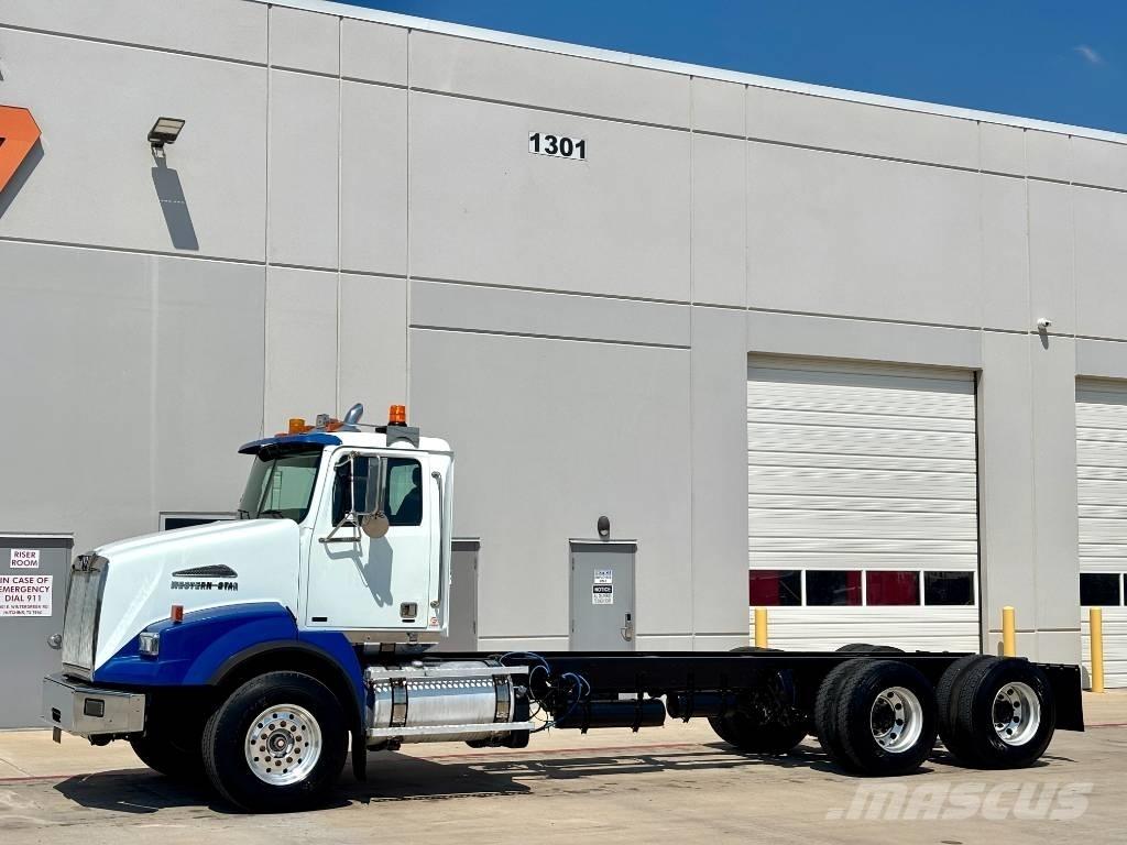 Western Star 4900 Trekkers
