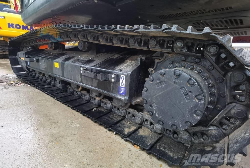 Hitachi ZX 200 Rupsgraafmachines