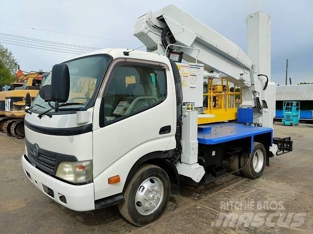 Tadano BT-110-1 Auto hoogwerkers