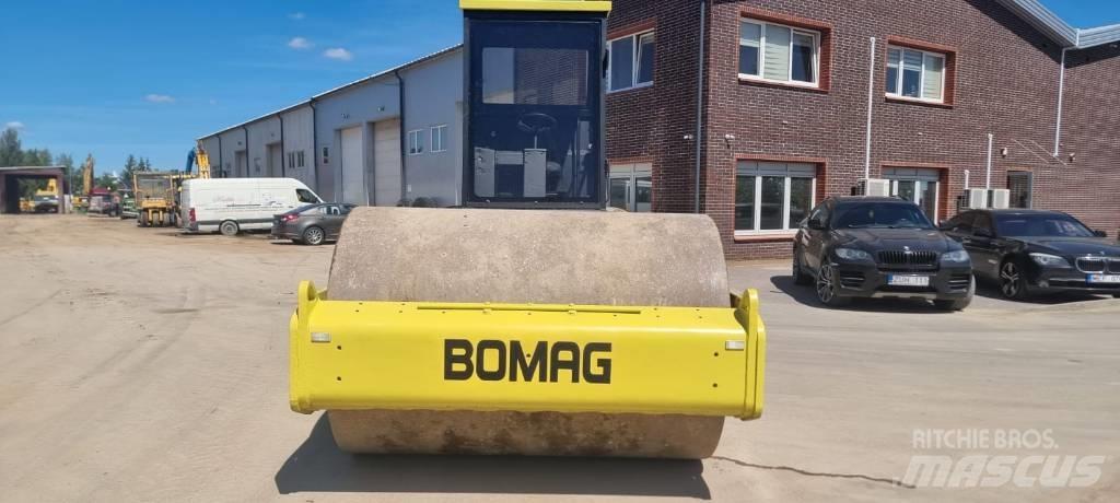 Bomag BW 211 D-3 Trilrolwalsen
