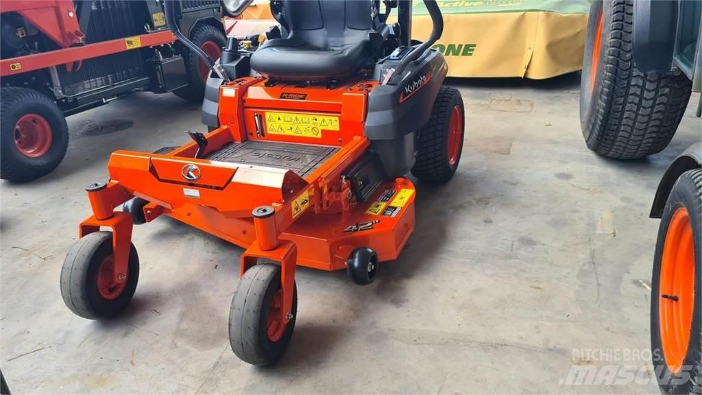Kubota Z1-421 Greensmaaier