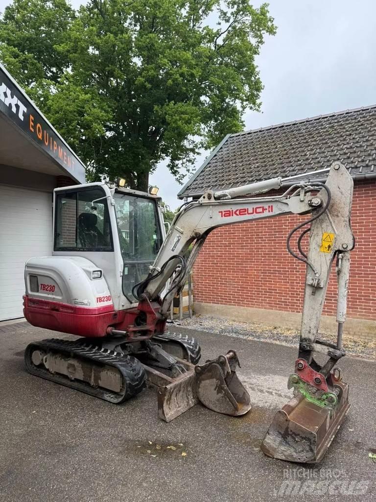 Takeuchi TB230 Minigraafmachines < 7t
