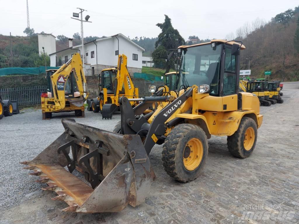 Volvo L 30 G Wielladers