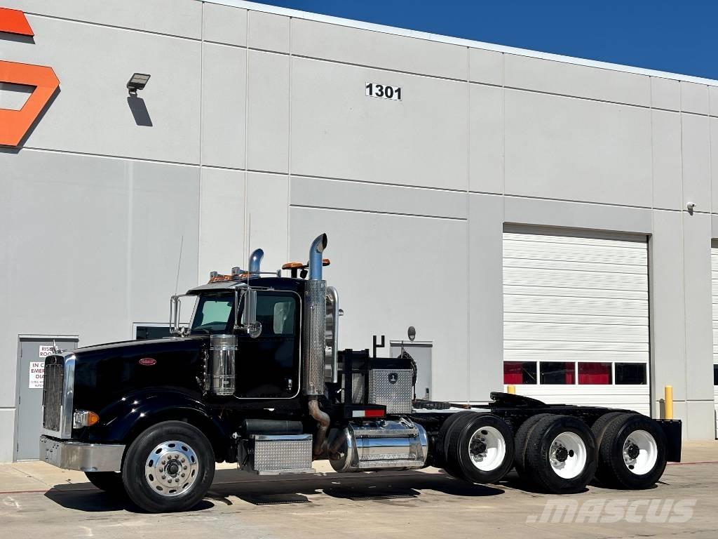 Peterbilt 367 Trekkers