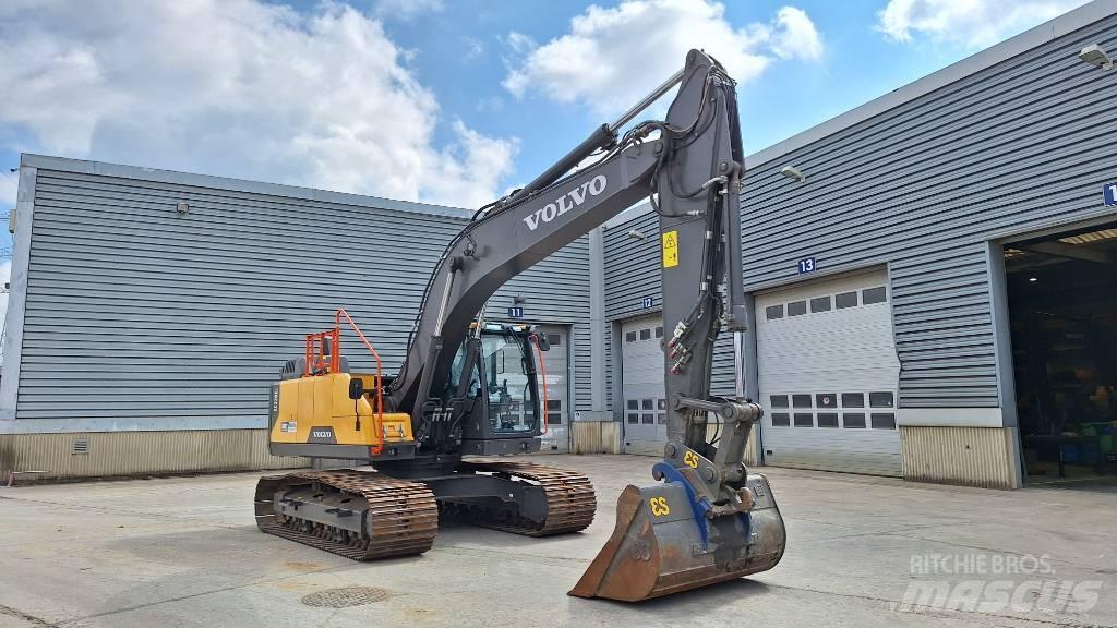 Volvo EC220E Rupsgraafmachines