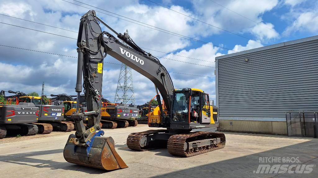 Volvo EC220E Rupsgraafmachines
