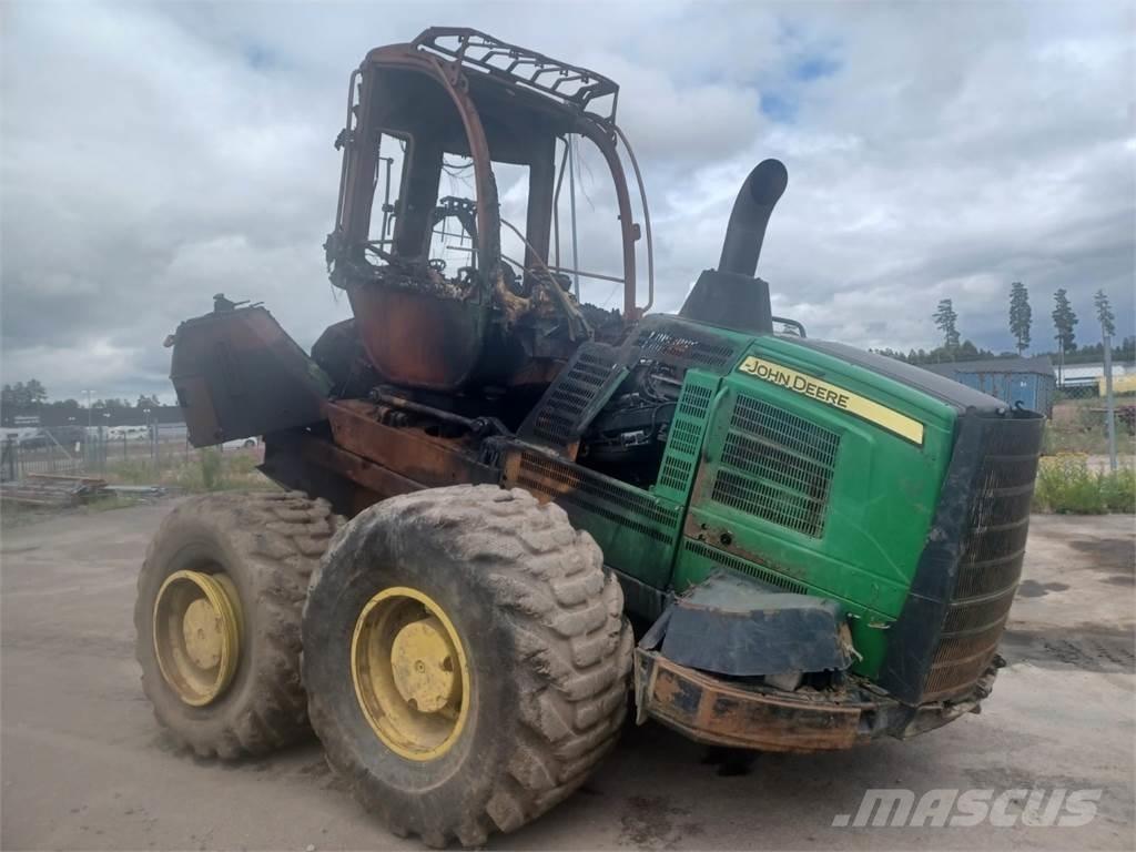 John Deere 1910G Uitrijwagens