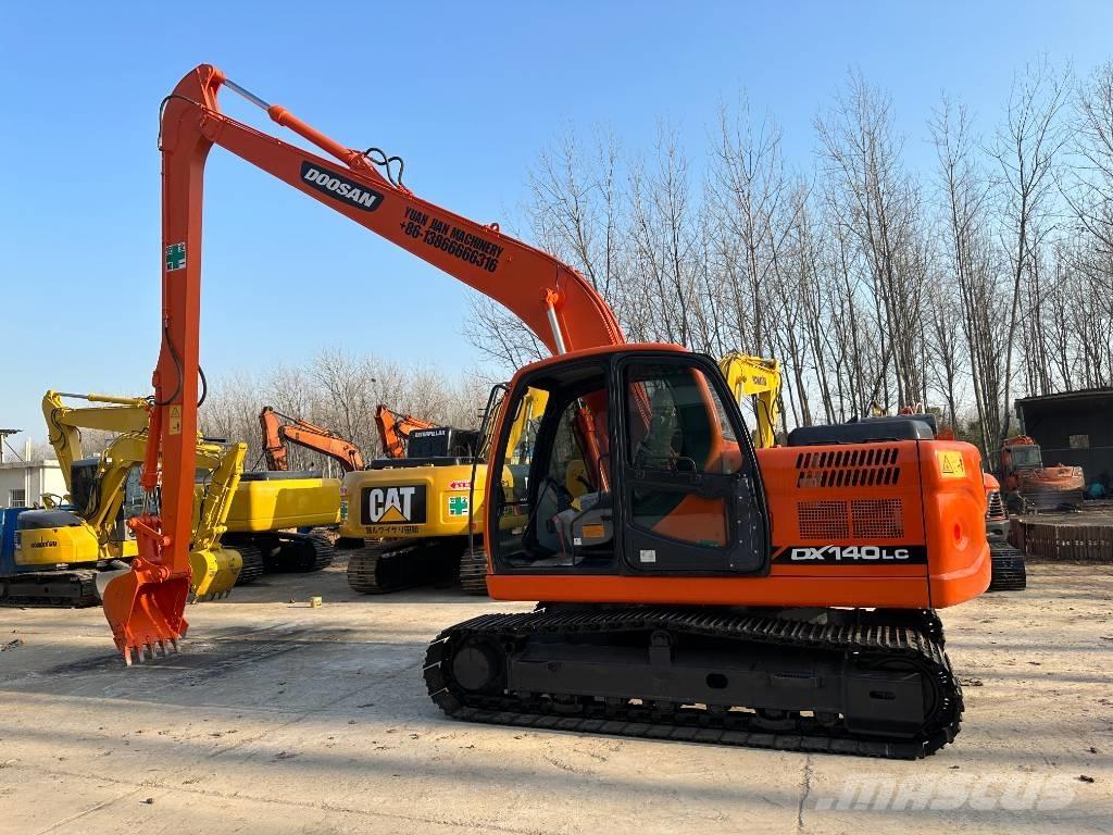 Doosan DX140 Rupsgraafmachines