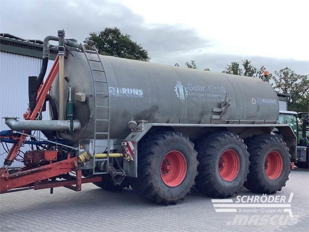 Bruns 26000 L Mesttank