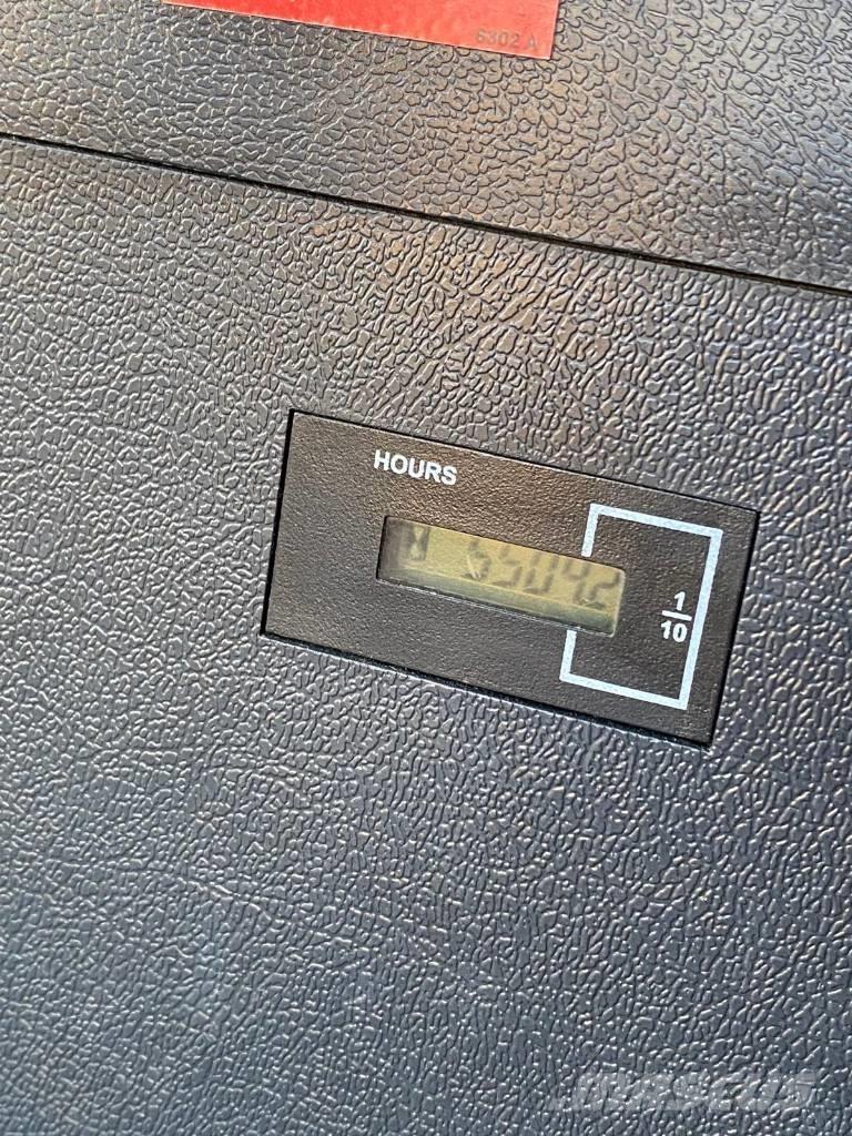 Hyundai HW 180 Wielgraafmachines