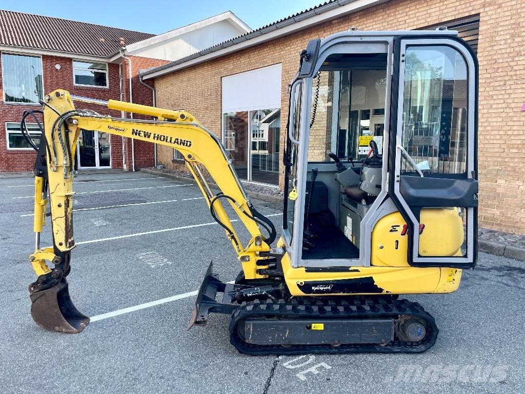 New Holland E 18 C Minigraafmachines < 7t