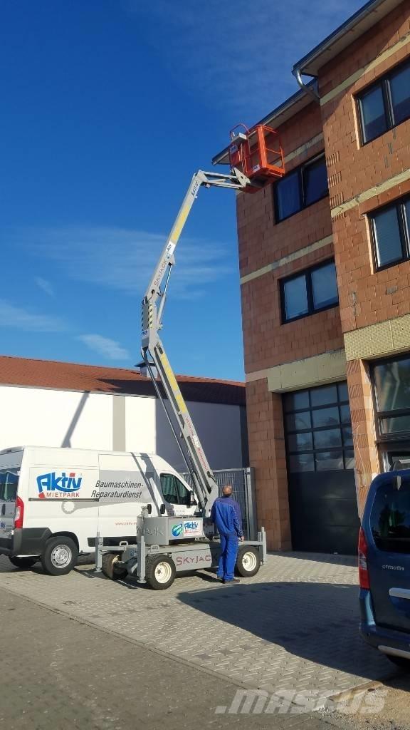 SkyJack SJKB 12 Knikarmhoogwerkers