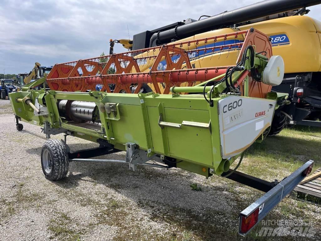 CLAAS Tucano 440 Maaidorsmachines