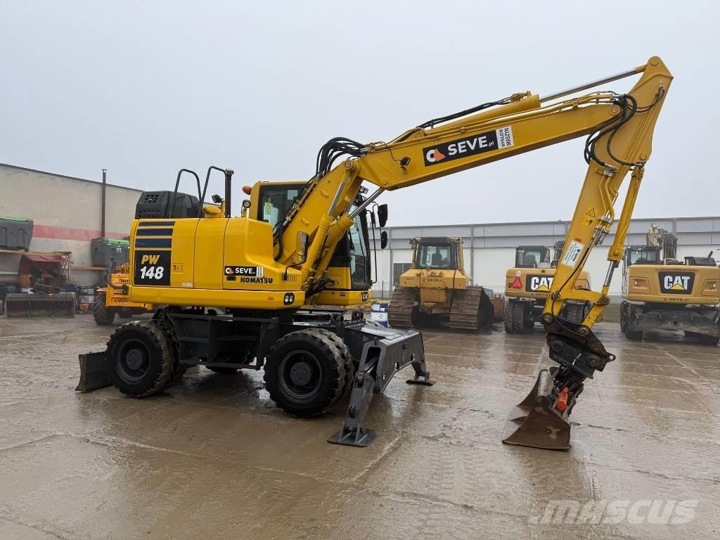 Komatsu PW 148-11 Wielgraafmachines