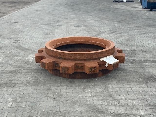 CAT 6040 SPROCKET Rupsbanden, kettingen en onderstel