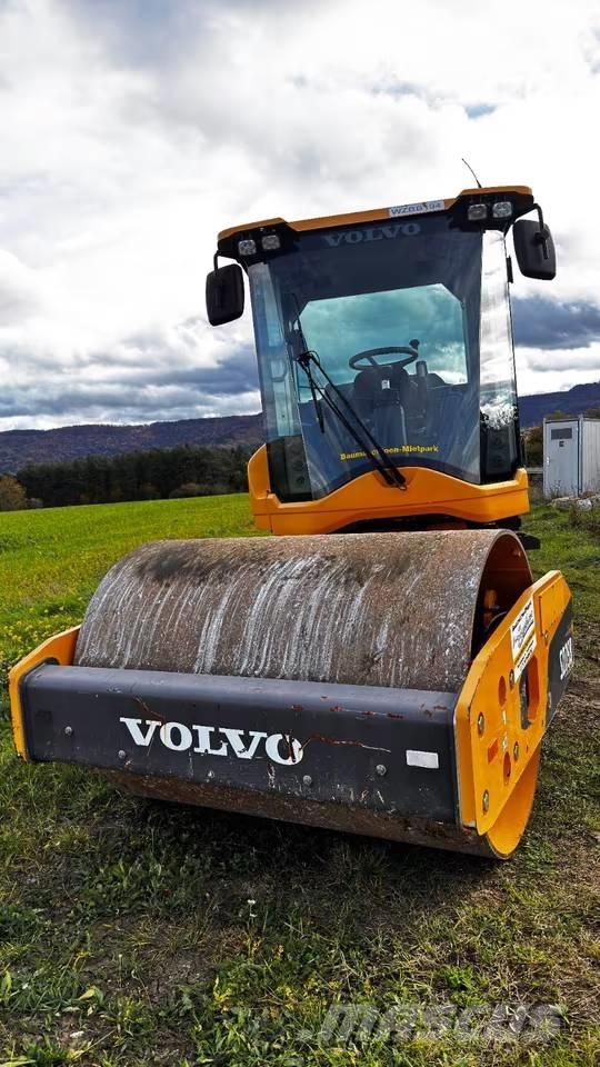 Volvo SD75B Trilrolwalsen