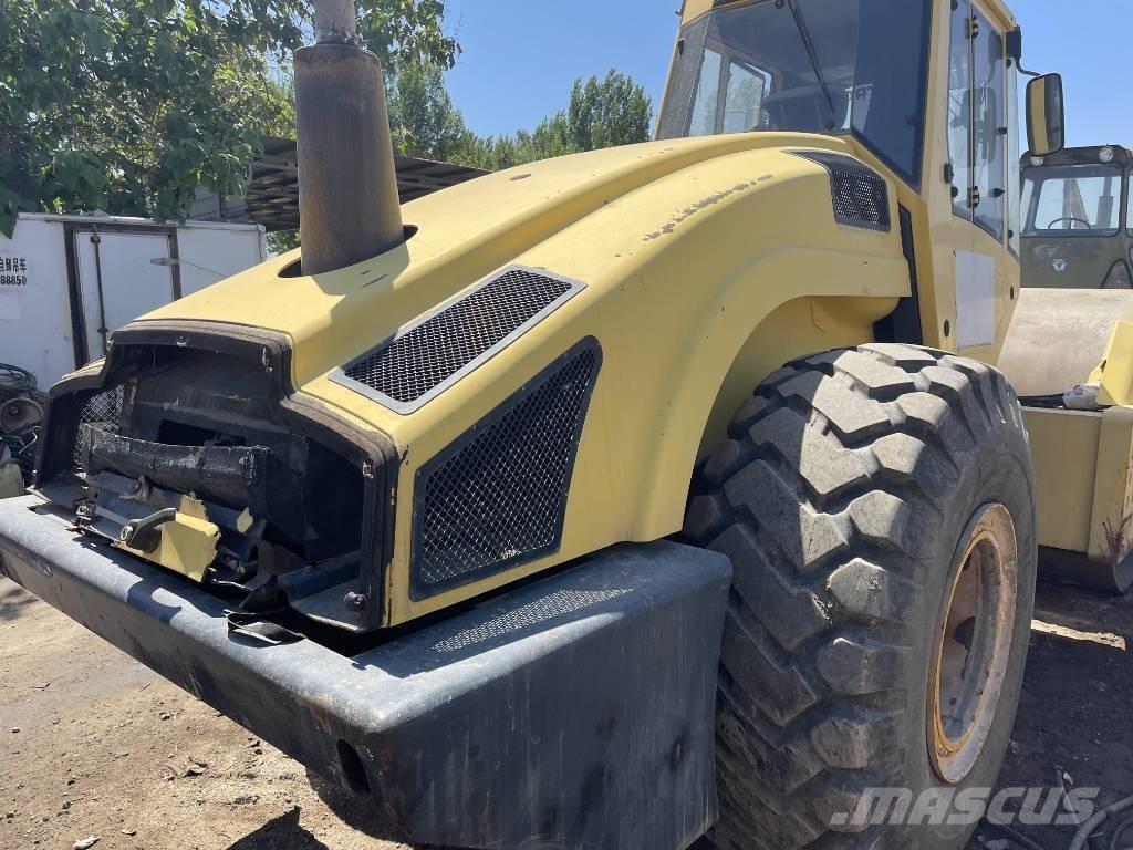 Bomag 226-4 Trilrolwalsen